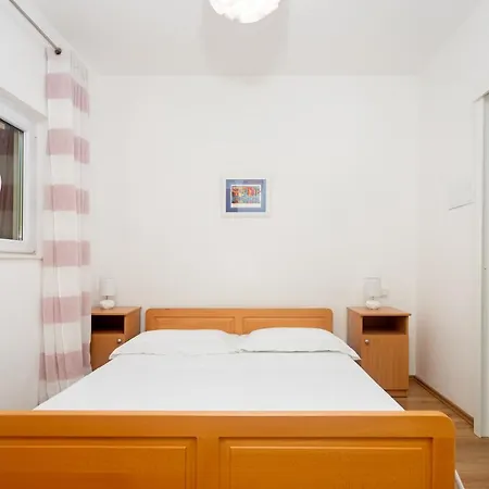 Apartment In City Centar *